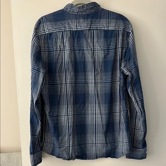 Falls Creek Blue and White Casual Button Down Shirt - Picture 4 of 4